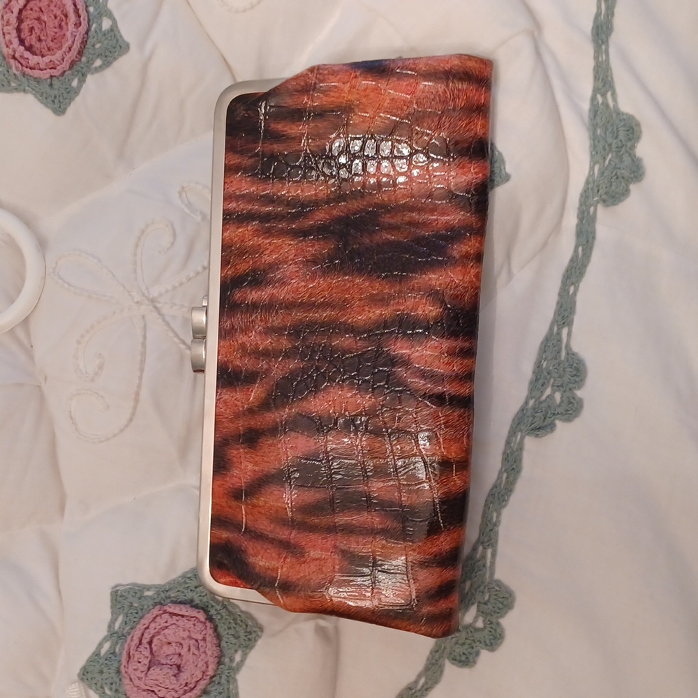 Vintage tiger print Clutch